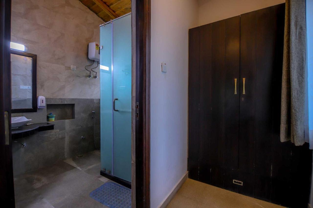 Mistletoe House By Veo - Part Of Stayvista Bhimtal Exterior photo